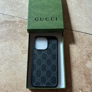 COPY - GG BLACK IPHONE 13 Pro case